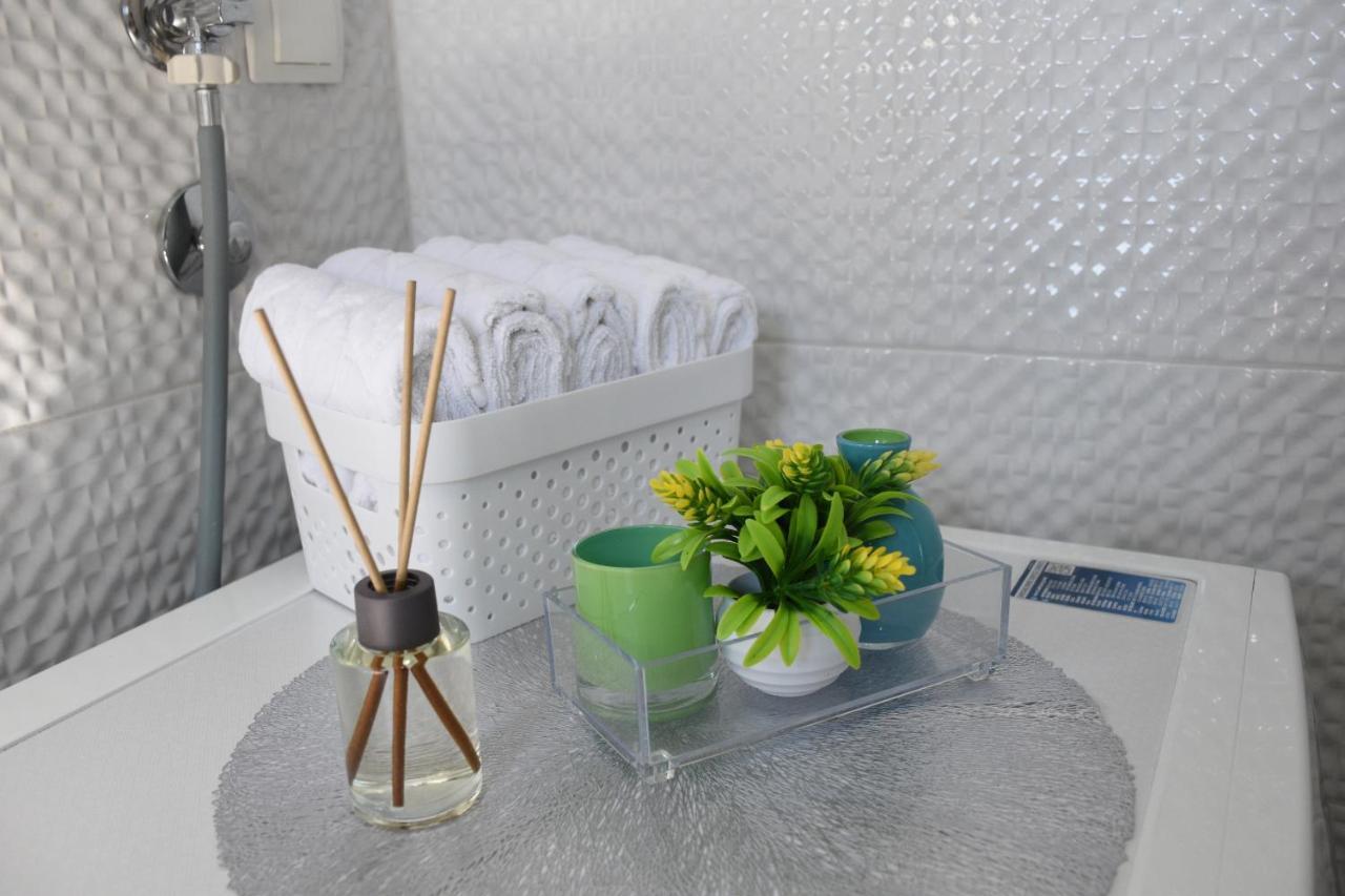 The White Apartment Mostar Exterior photo